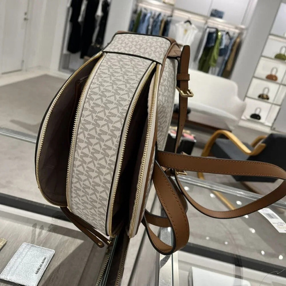 Michael Kors Brooklyn Medium Logo Backpack 30H1GBNB2B-Vanilla main image 4